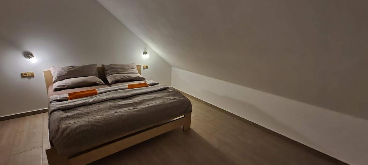Apartmany Adieu 2 Trebon Exterior photo